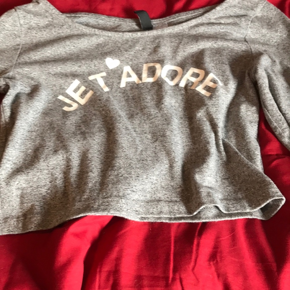Grey long sleeve crop top